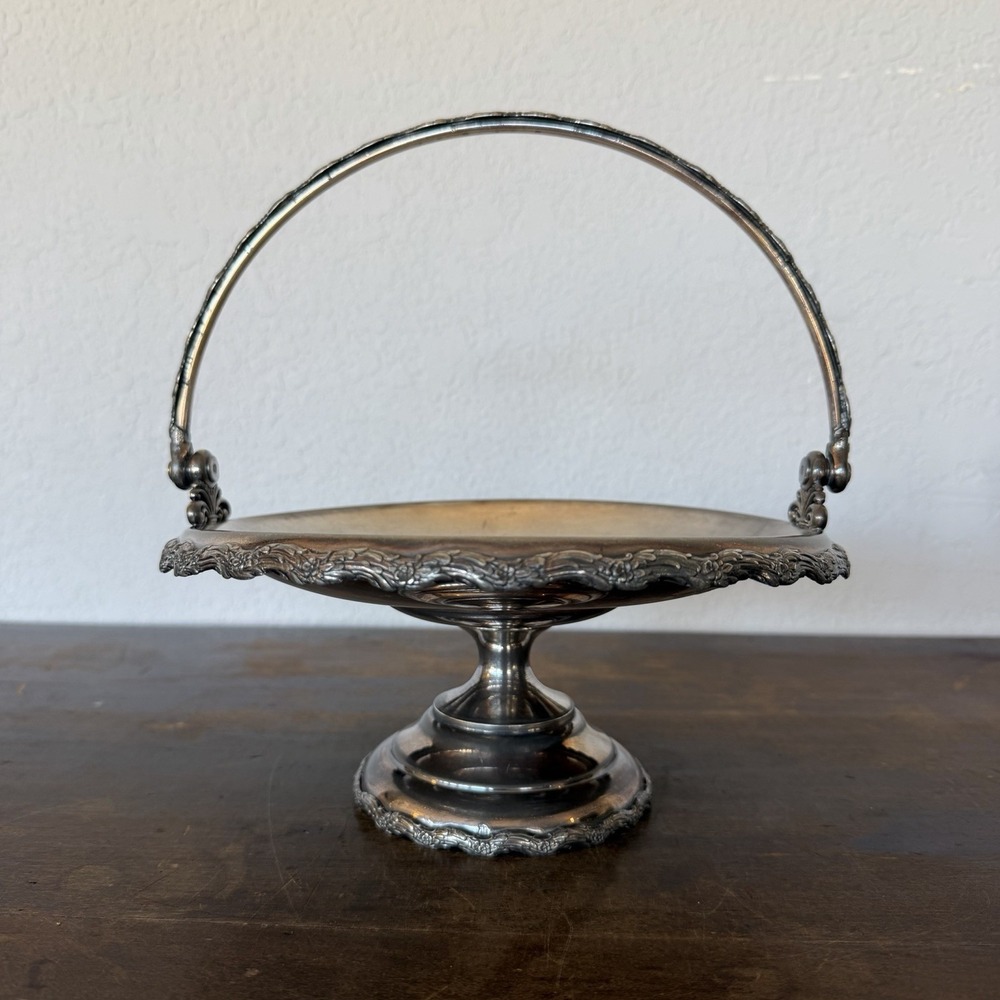 Antique SIMPSON HALL MILLER & CO Quadruple Silver Plated Brides Basket Victorian